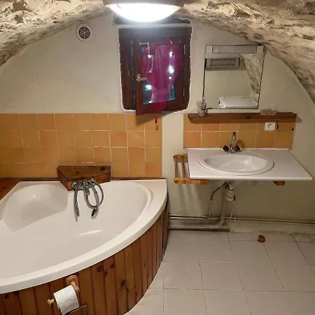 Apartamento Le col de Perjuret Fraissinet-de-Fourques Exterior foto